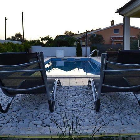 Villa MAGGIE Šišan Camera foto
