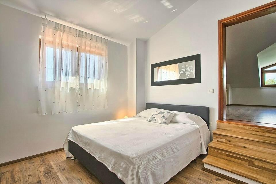 Villa MAGGIE Šišan Camera foto