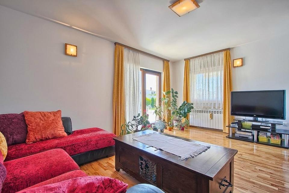 Villa MAGGIE Šišan Camera foto