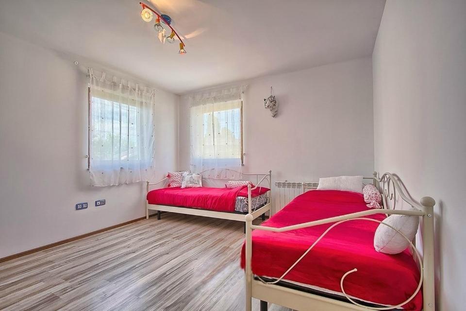 Villa MAGGIE Šišan Camera foto